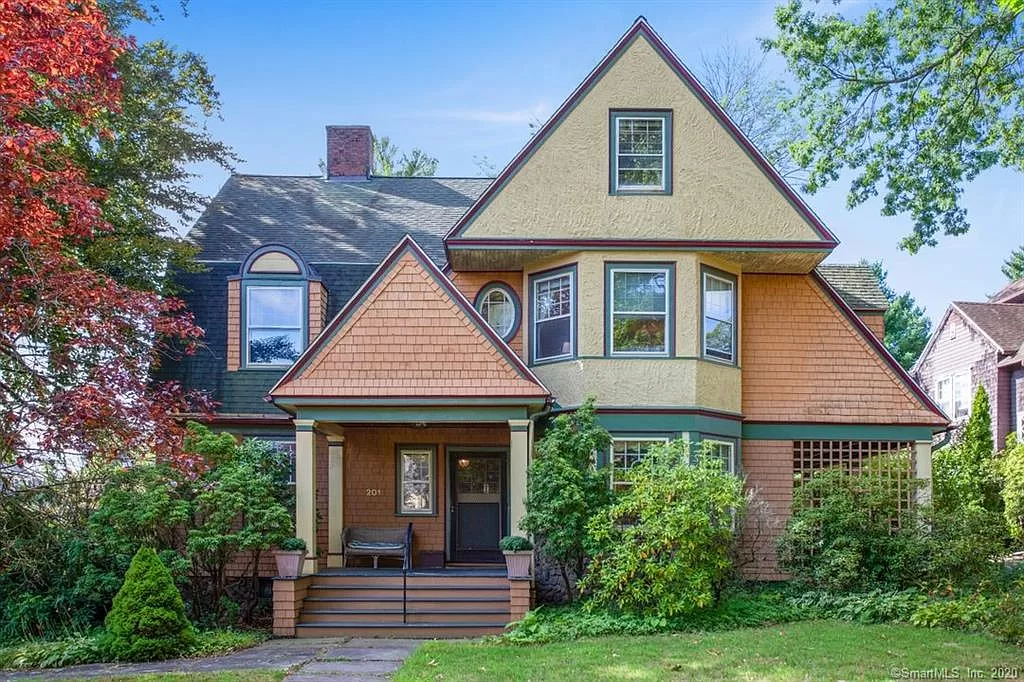 Here are 5 houses in West Hartford, CT, for under 500,000